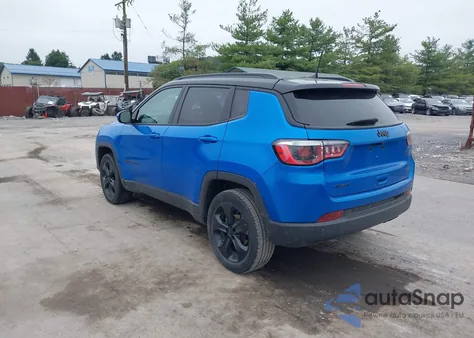 2019 Jeep Compass Altitude 4X4 z USA, uszkodzony, nr VIN 3C4NJDBBXKT750388